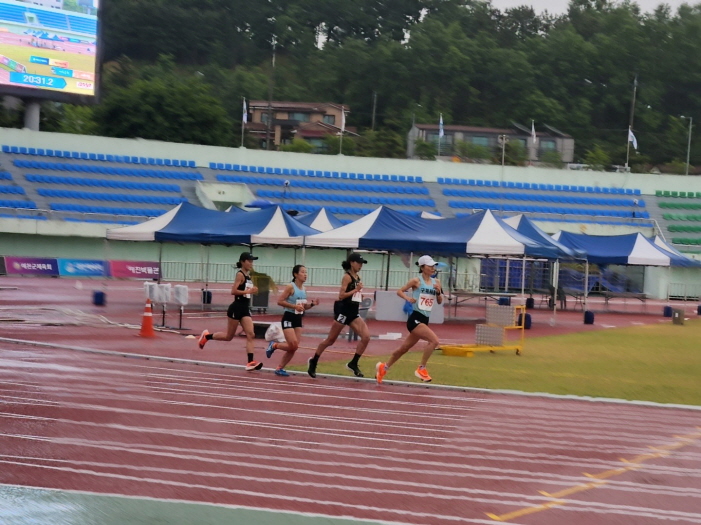 구미시청 육상팀 김은미 선수, 10000m 1위 입상