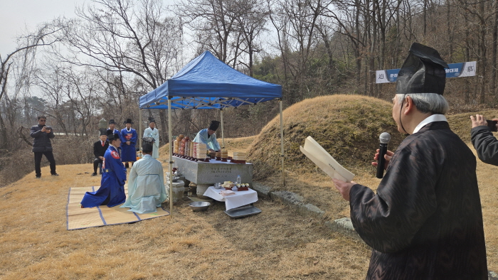 �������� ����� ���Ͻ��� �������